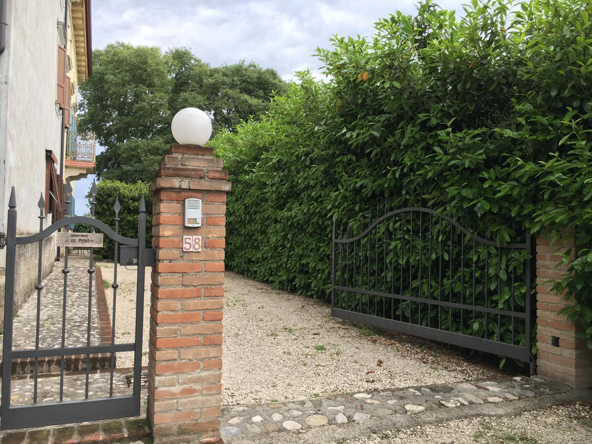La Piana Bed & Breakfast Monzambano Luaran gambar