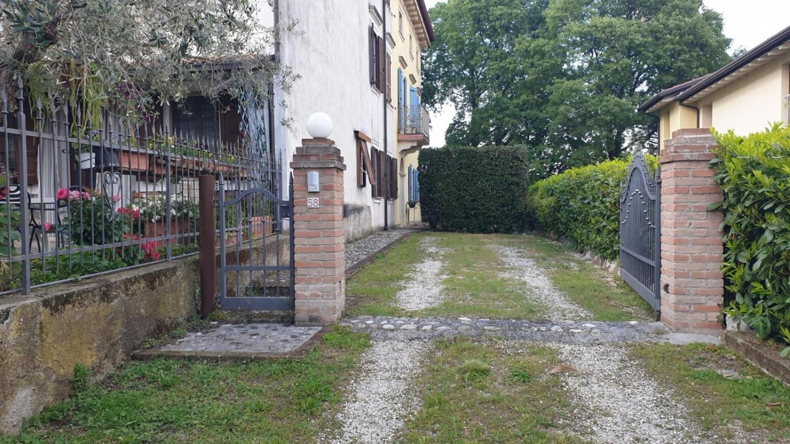 La Piana Bed & Breakfast Monzambano Bilik gambar